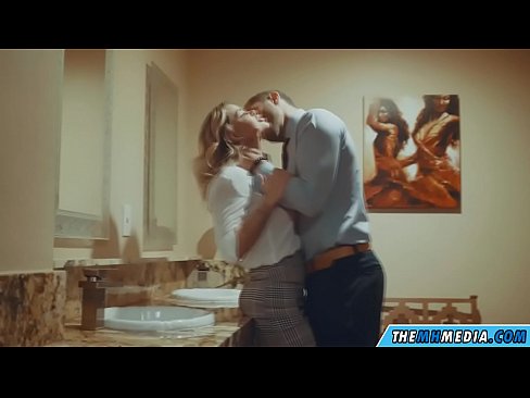 ❤️ Amikor egy bögyös szőke elcsábít egy nyilvános WC-ben ❌ Anal videó at hu.superpornpics.ru ❌️